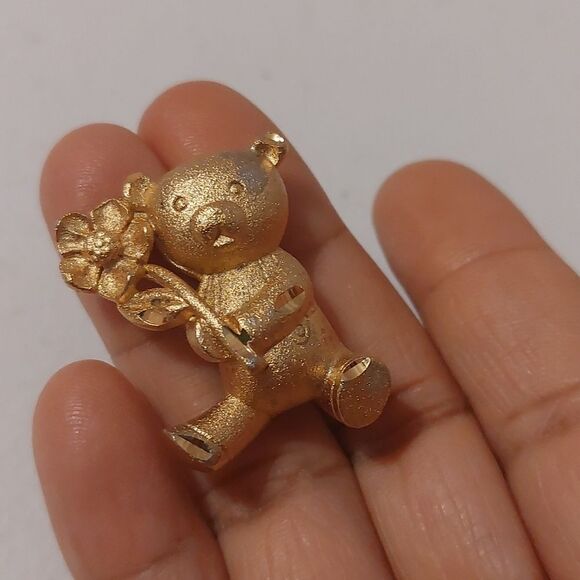 Vintage Jewelry - Vintage Adorable Teddy Bear Holding A Stem of Flower Gold Tone Brooch Pin